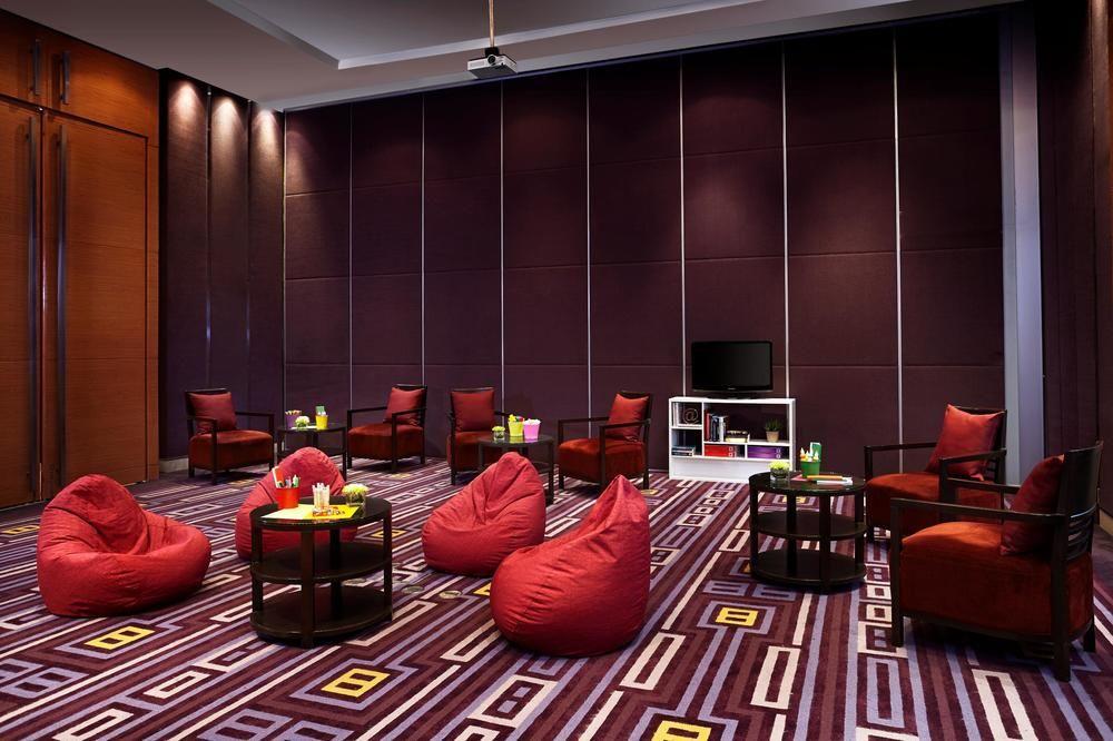 Courtyard By Marriott Bangkok Ξενοδοχείο Εξωτερικό φωτογραφία