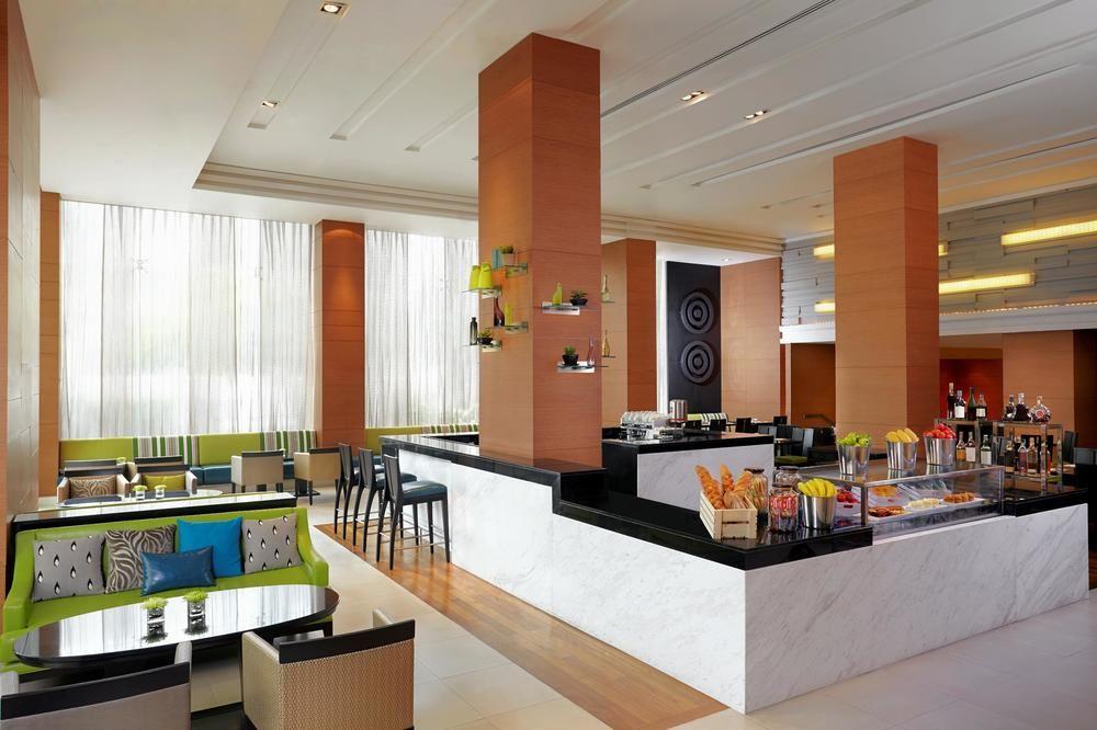 Courtyard By Marriott Bangkok Ξενοδοχείο Εξωτερικό φωτογραφία
