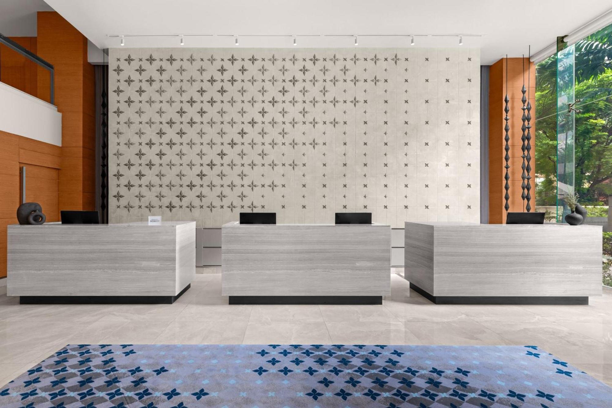 Courtyard By Marriott Bangkok Ξενοδοχείο Εξωτερικό φωτογραφία