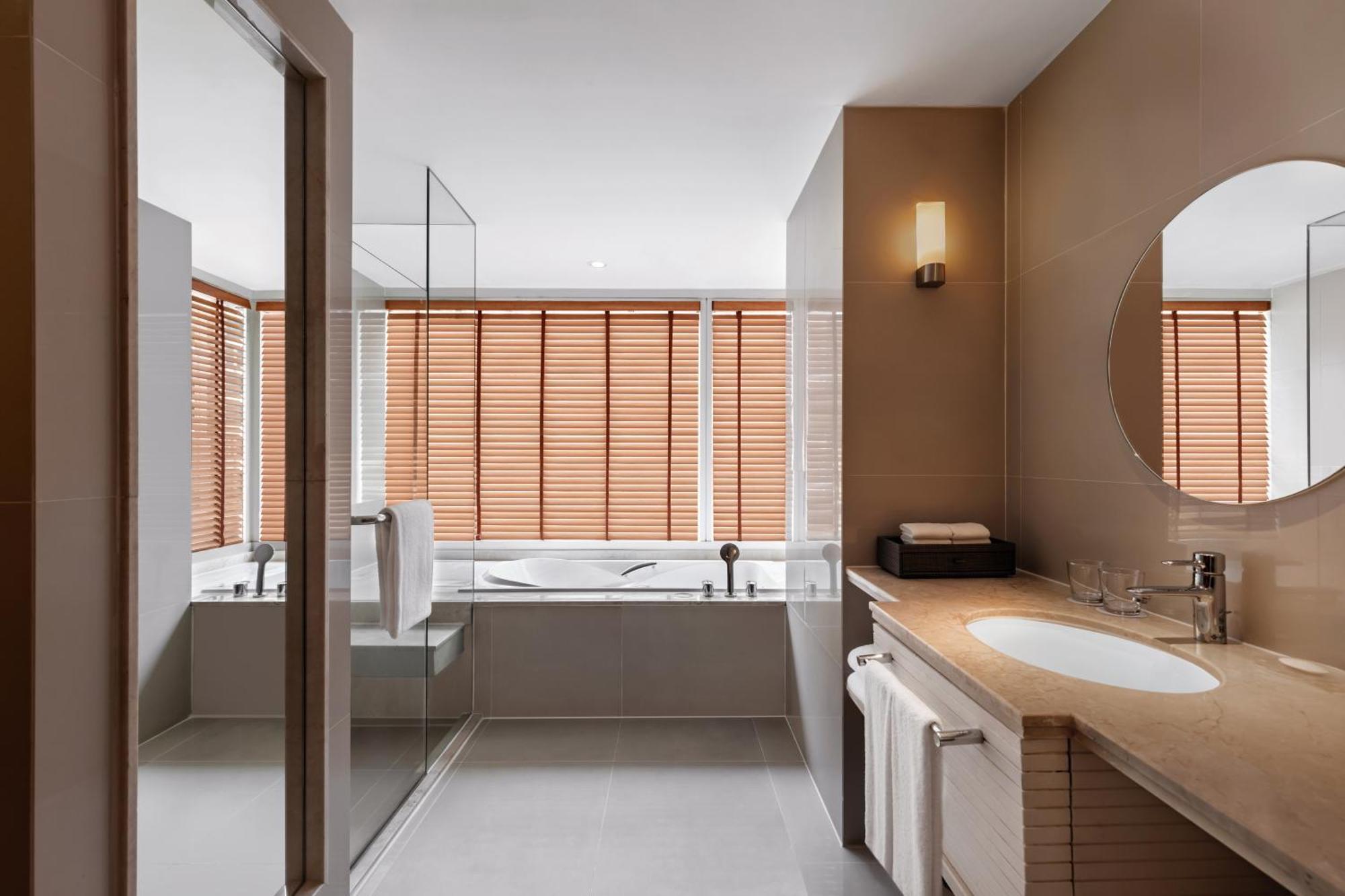 Courtyard By Marriott Bangkok Ξενοδοχείο Εξωτερικό φωτογραφία