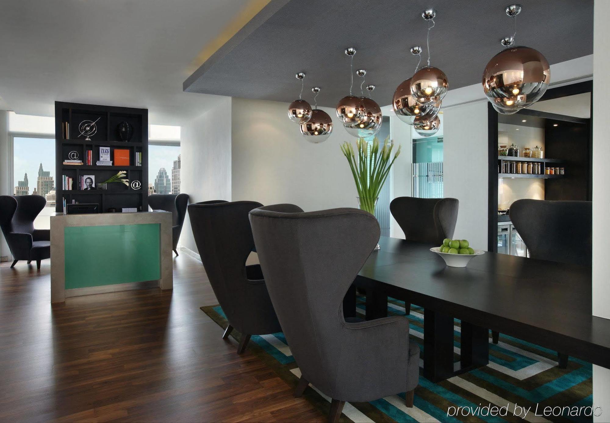 Courtyard By Marriott Bangkok Ξενοδοχείο Εξωτερικό φωτογραφία